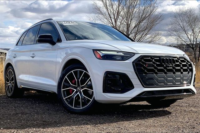 2025 Audi SQ5 Premium Plus photo 2