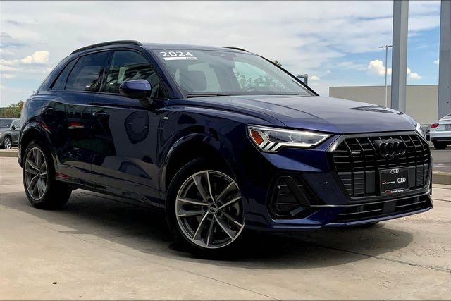 2024 Audi Q3 Premium Plus S line photo 2