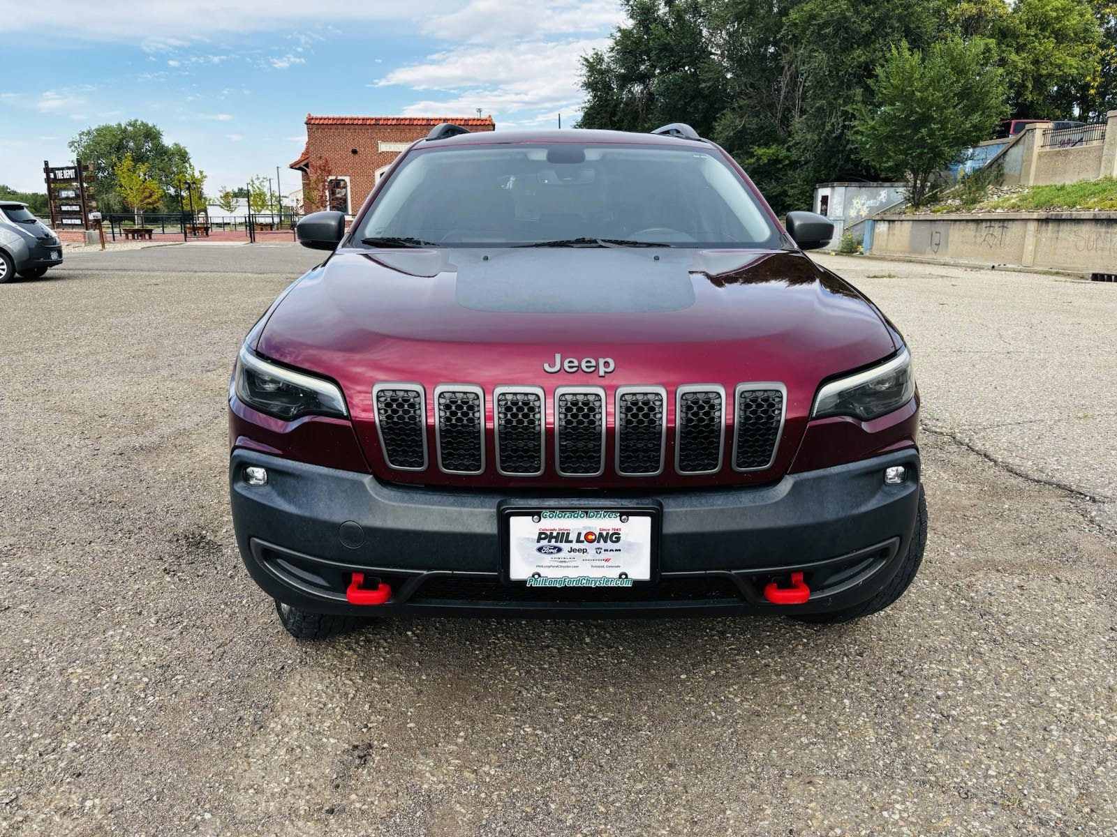 Used 2019 Jeep Cherokee Trailhawk with VIN 1C4PJMBN5KD259008 for sale in Trinidad, CO