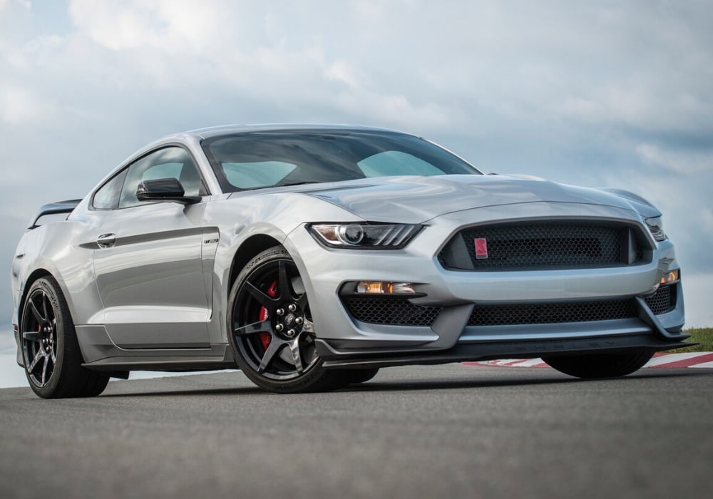 New 2020 Ford Mustang Shelby GT350R exterior design in silver color