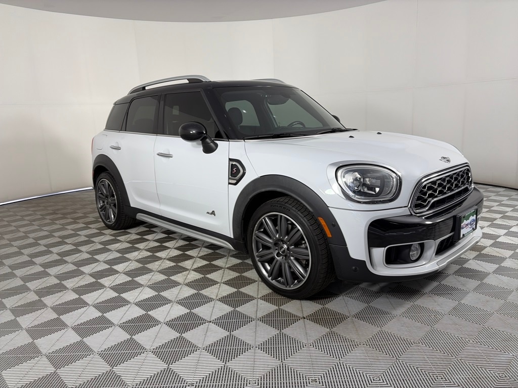 2018 MINI Countryman S's photo