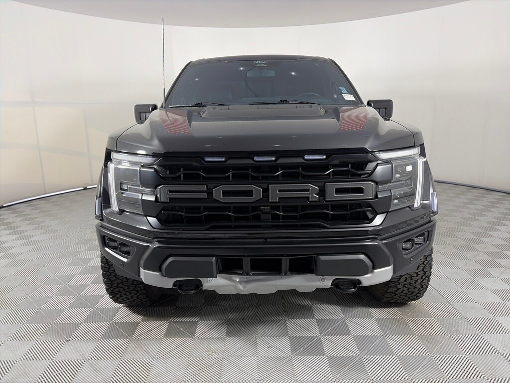 2024 Ford F-150 Raptor photo 2