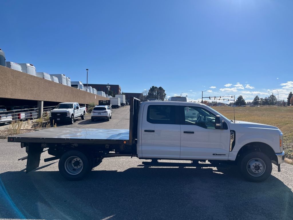 2025 Ford F-350 Super Duty Chassis Cab XL - Photo 8