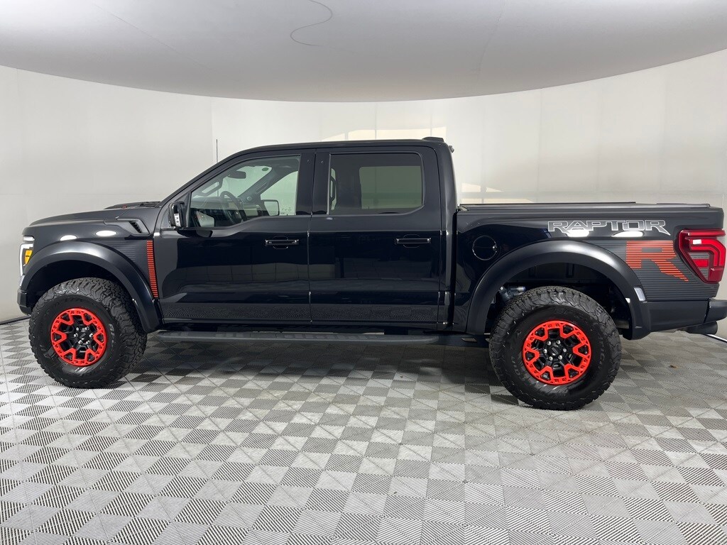 2025 Ford F-150 Raptor photo 4