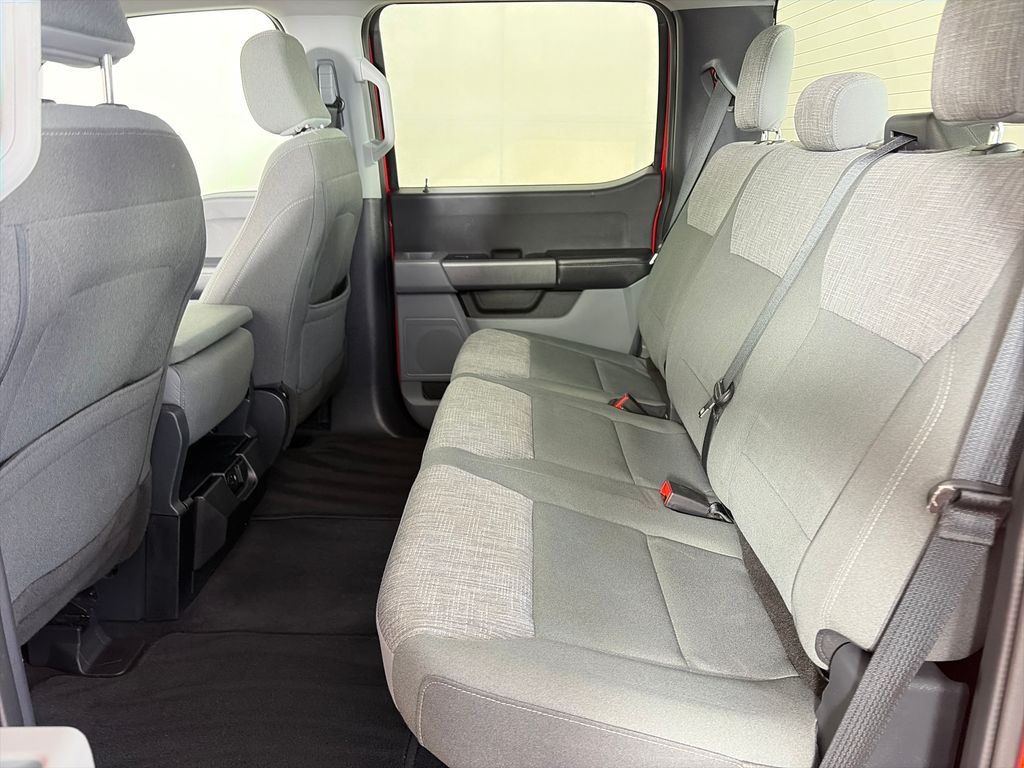 2023 Ford F-150 XLT - Photo 13
