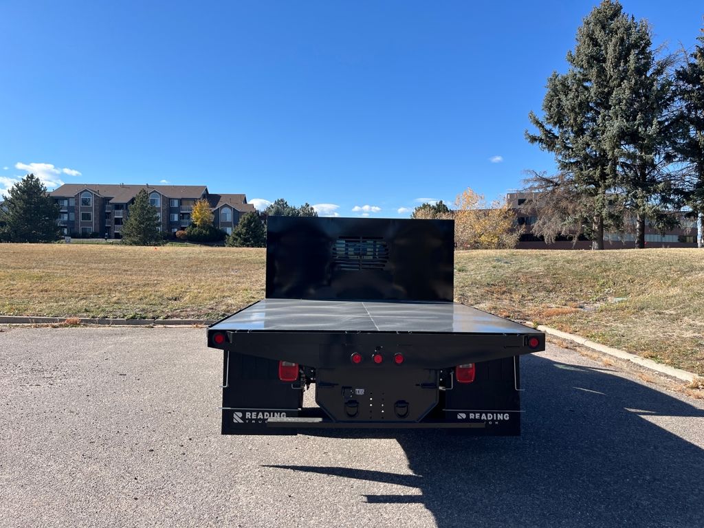 2025 Ford F-350 Super Duty Chassis Cab XL - Photo 6