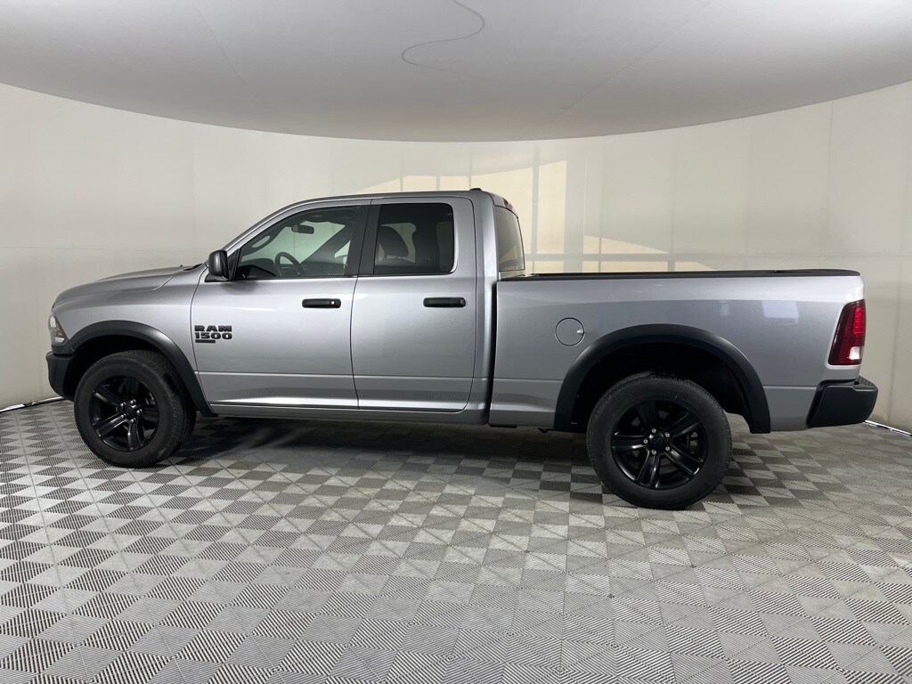 2022 Ram 1500 Classic Warlock photo 4