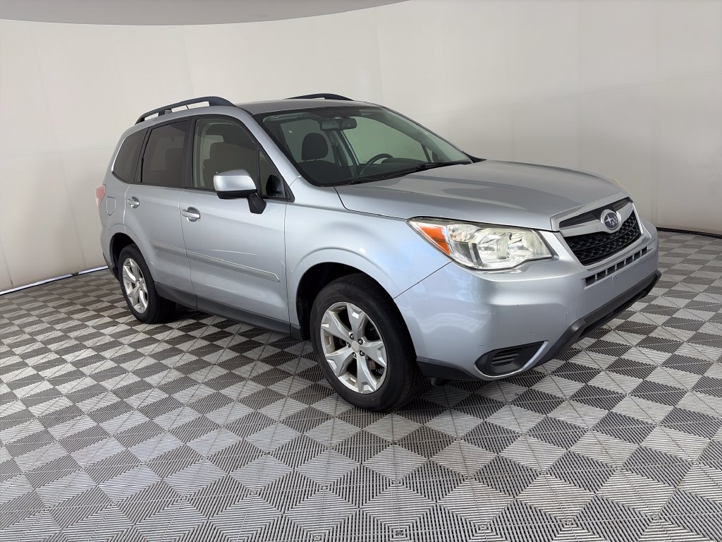 Used 2014 Subaru Forester i Premium with VIN JF2SJACC5EG419981 for sale in Denver, CO