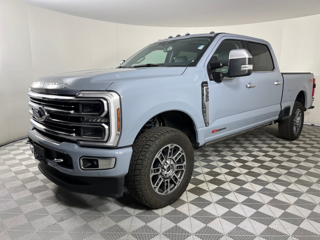 2024 Ford F-350 Limited photo 3