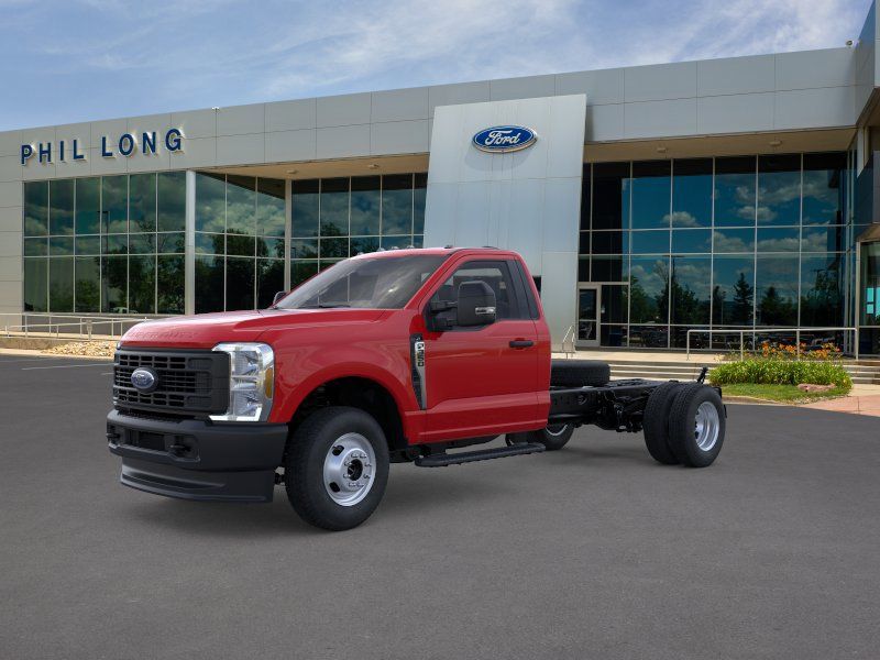 2026 Ford F-350 Super Duty Chassis Cab