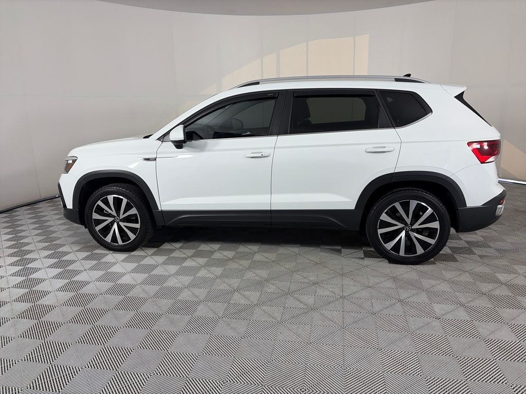Used 2022 Volkswagen Taos 1.5T SE SUV