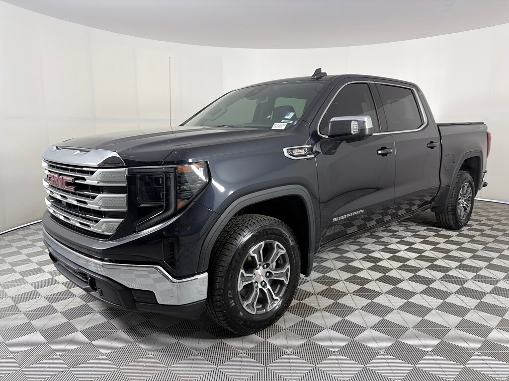 2023 Gmc Sierra 1500 SLE photo 3
