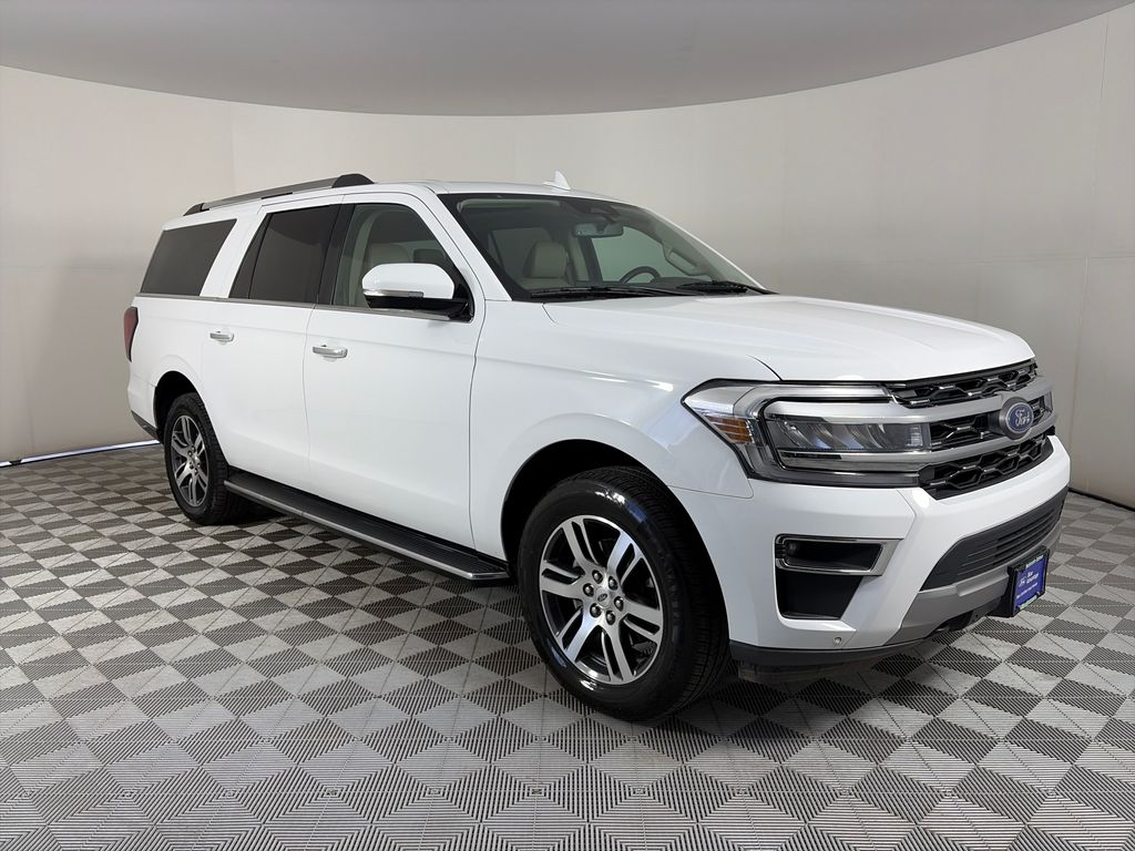 2023 Ford Expedition's photo