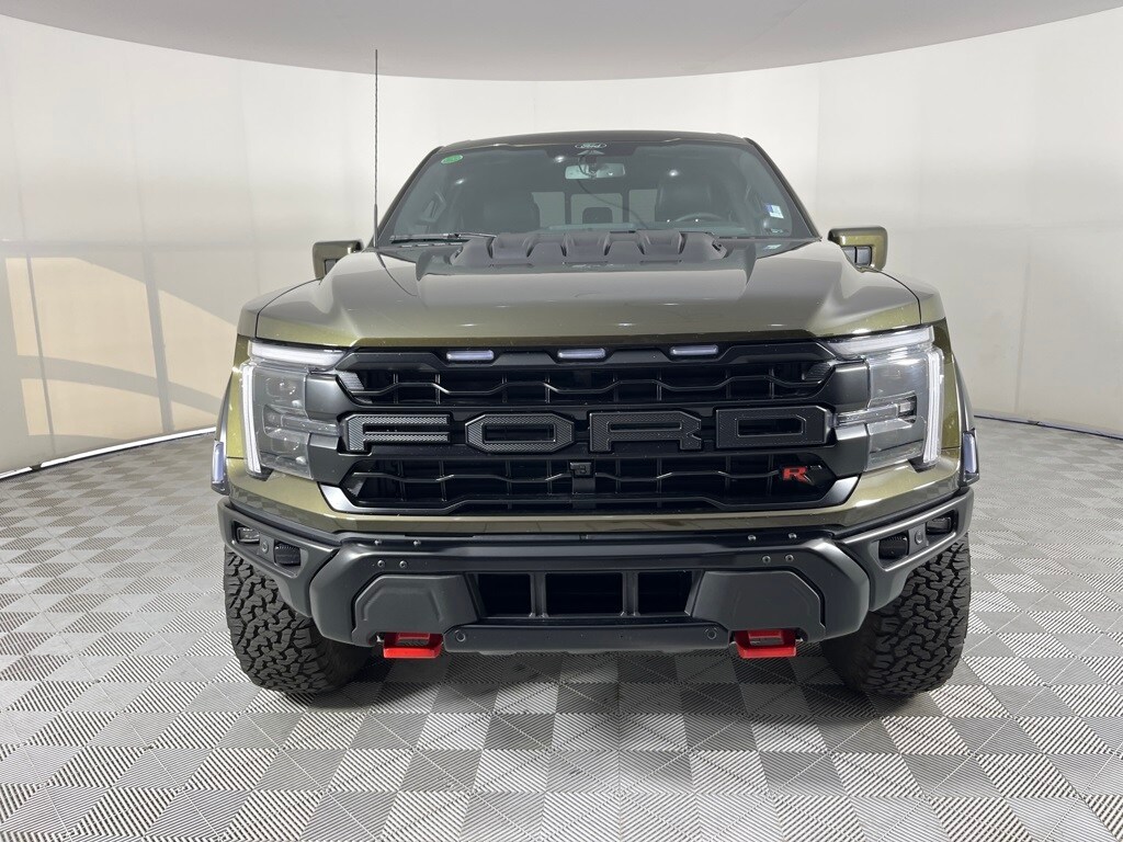 2025 Ford F-150 Raptor photo 2