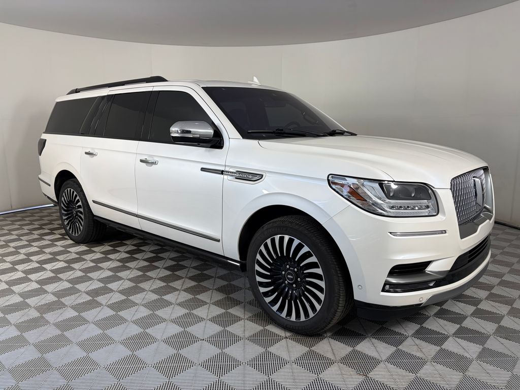 2019 Lincoln Navigator L Black Label 4WD's photo