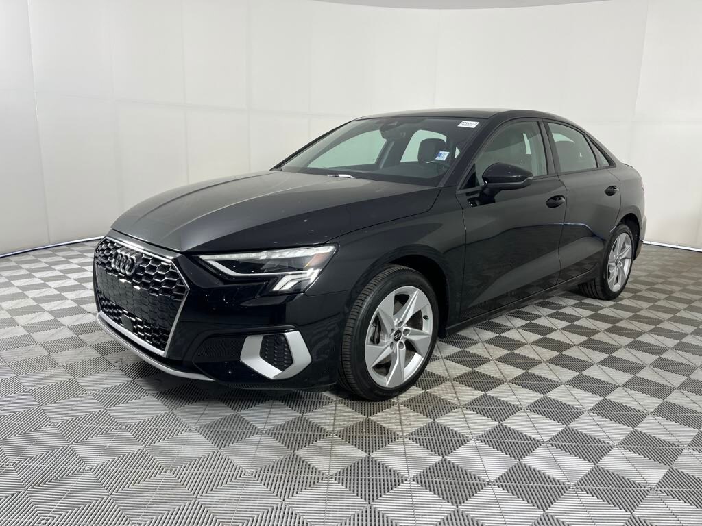 2024 Audi A3 40 Premium Quattro S line photo 3