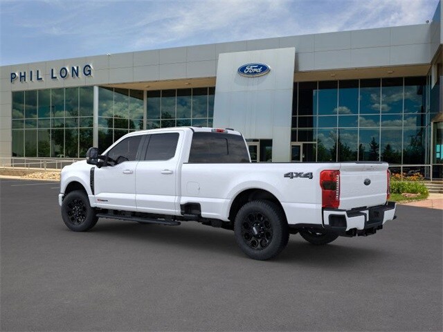 2025 Ford F-350 Lariat photo 4