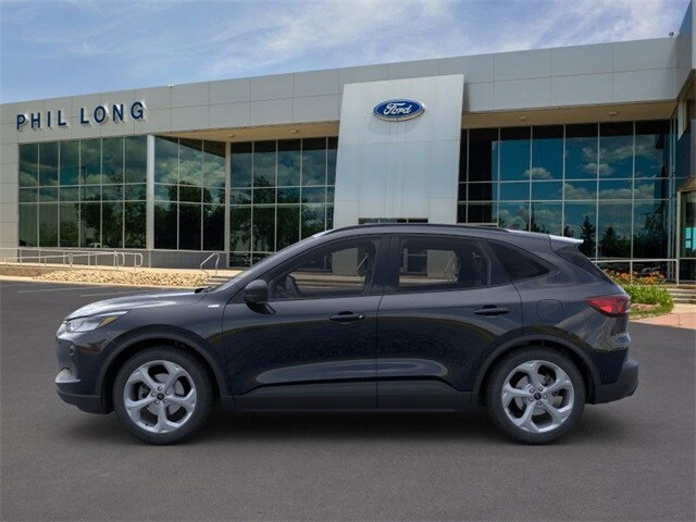 2025 Ford Escape ST-Line photo 3