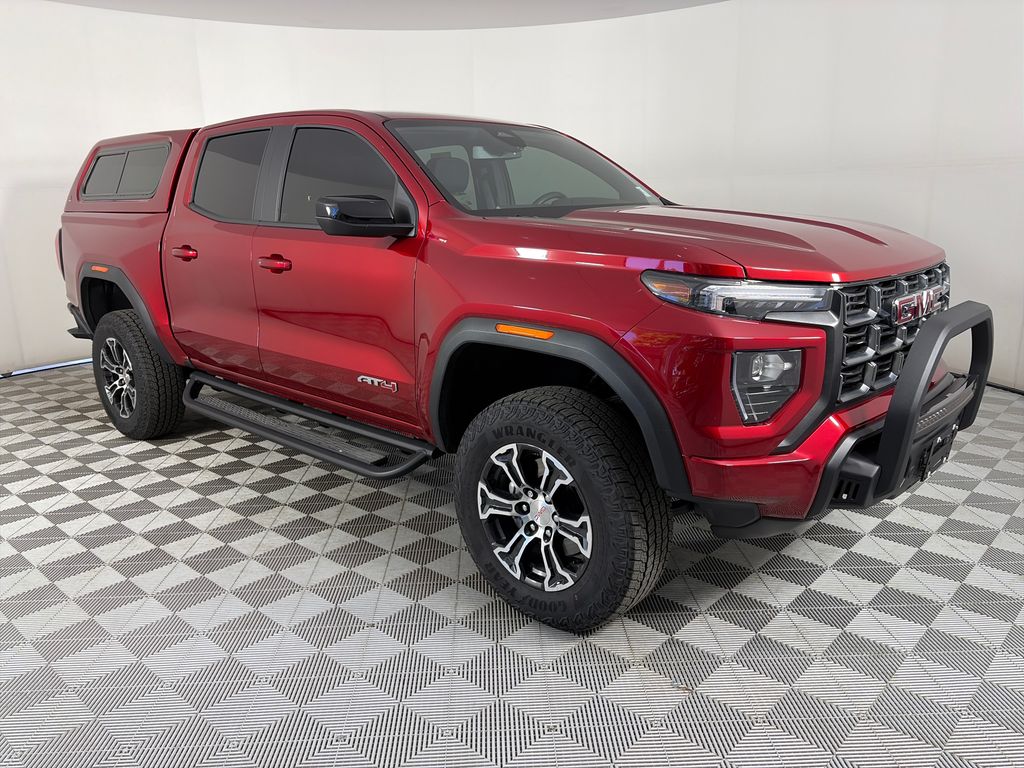 2025 GMC Canyon 4WD AT4 Crew Cab Short Box's photo