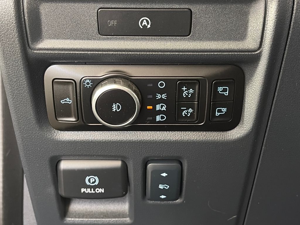 2025 Ford F-150 Lariat - Photo 26