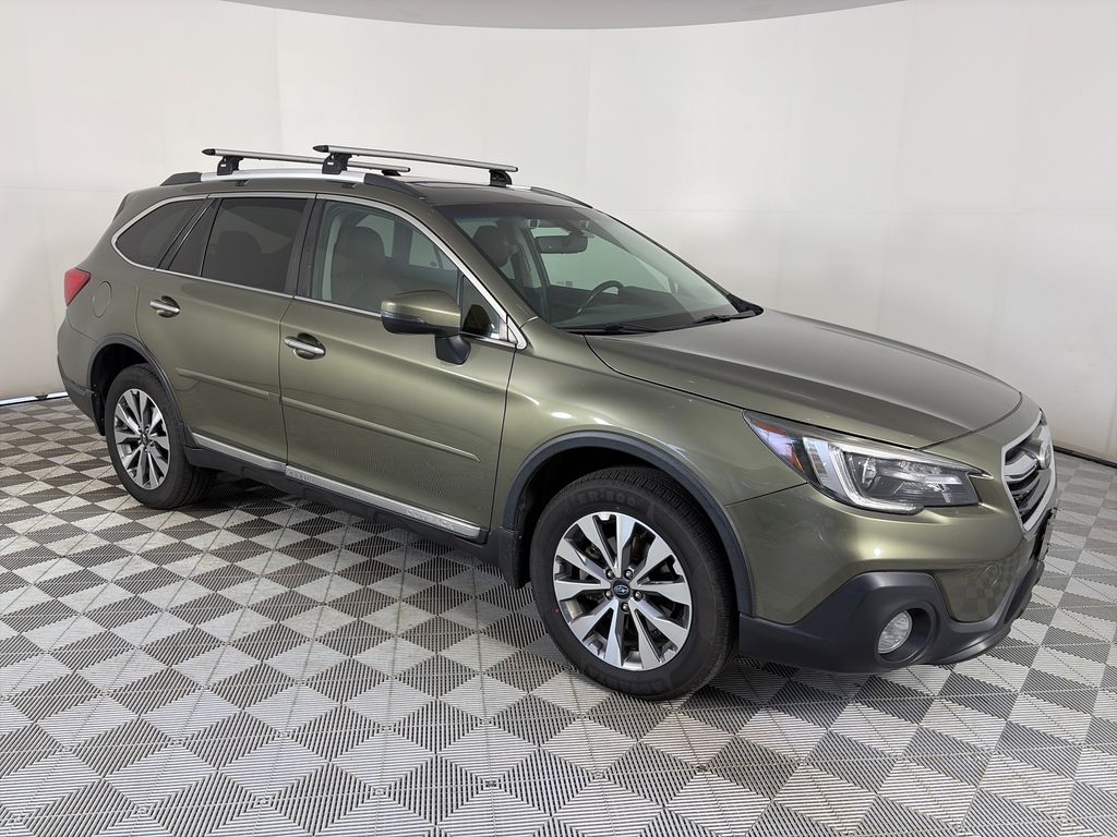 2018 Subaru Outback 3.6R Touring's photo