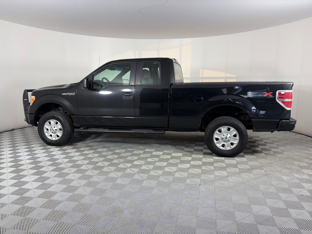 2013 Ford F-150 STX photo 4
