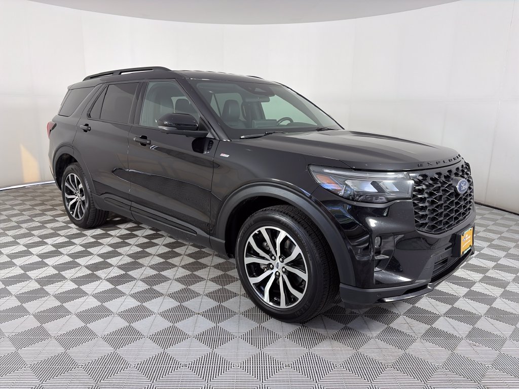 2025 Ford Explorer ST-Line SUV