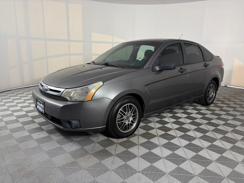Used 2010 Ford Focus SE Sedan