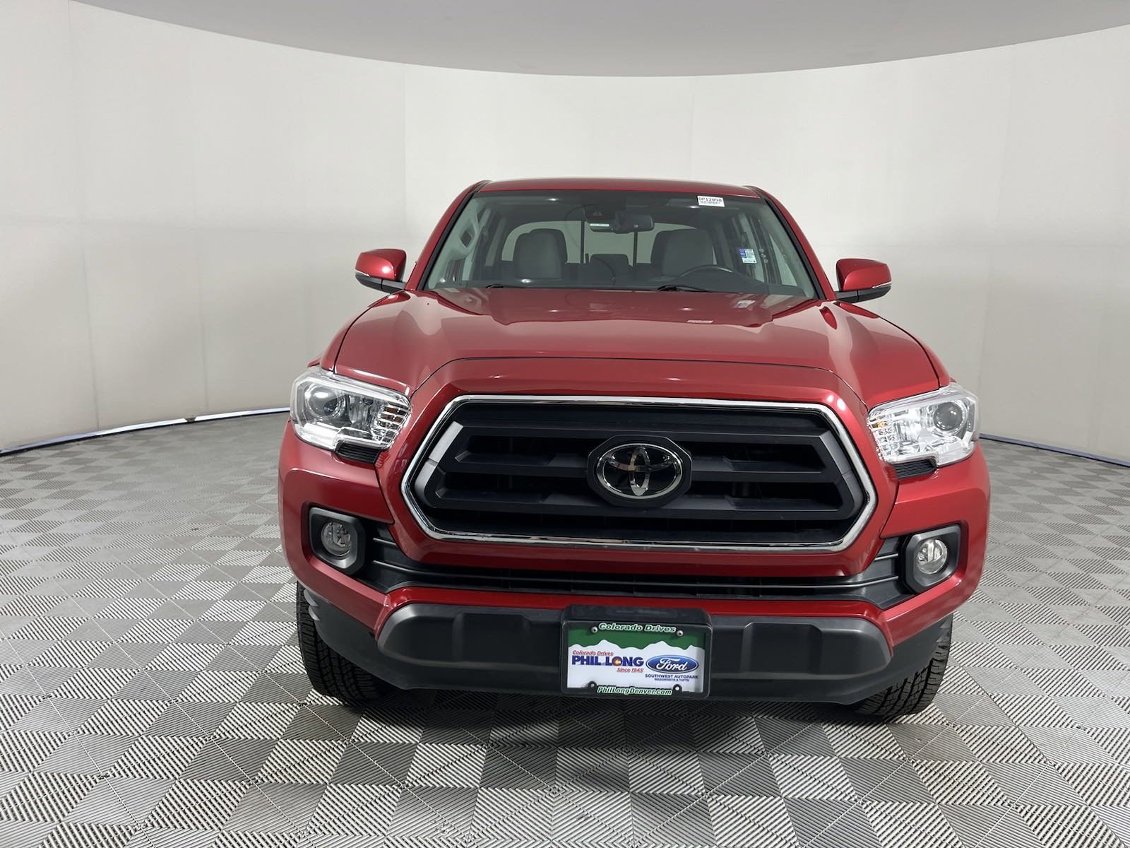 Used 2022 Toyota Tacoma SR5 with VIN 3TMCZ5AN1NM517614 for sale in Denver, CO