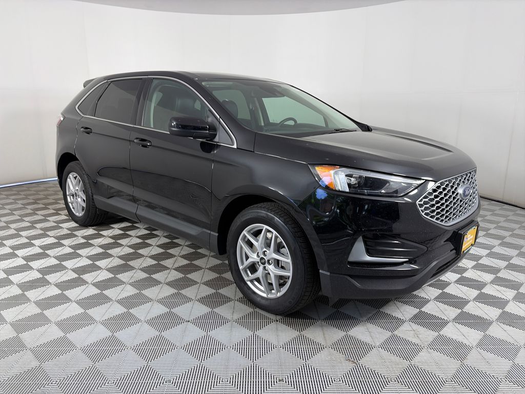 2024 Ford Edge SEL AWD's photo