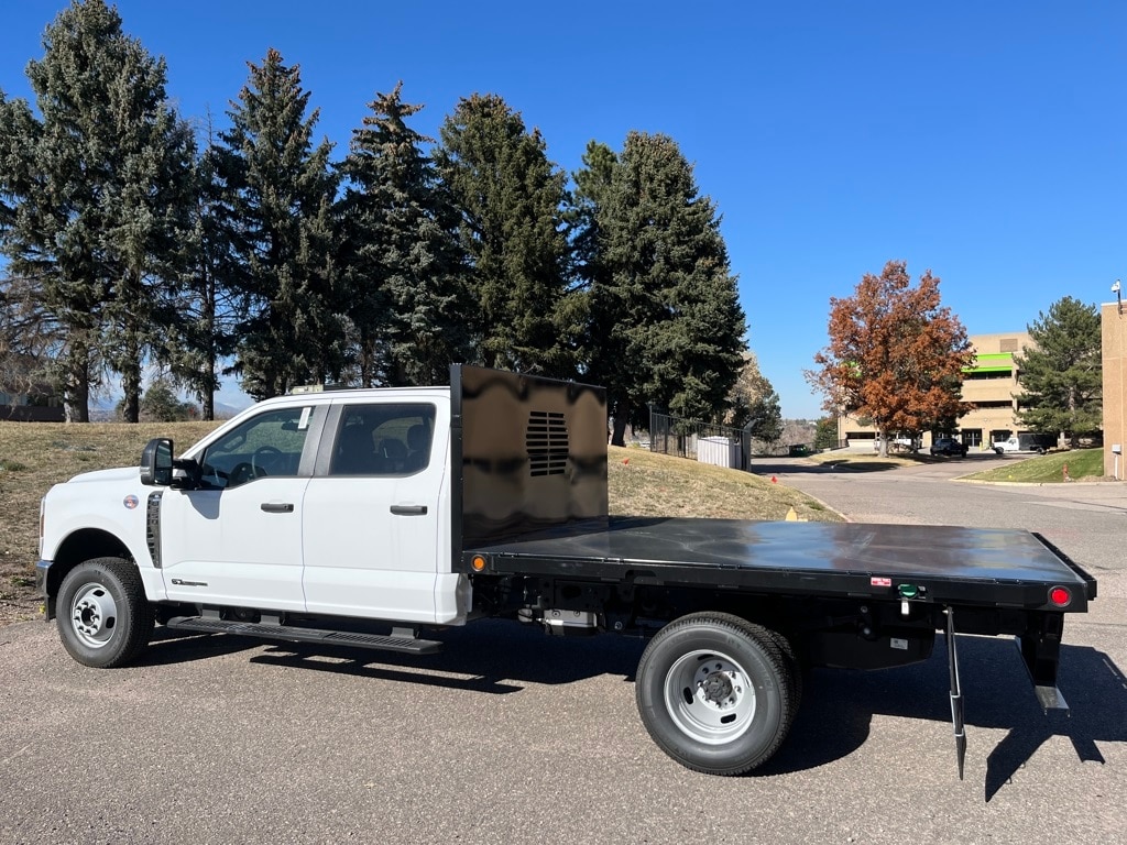 New 2025 Ford F-350SD XL Chassis