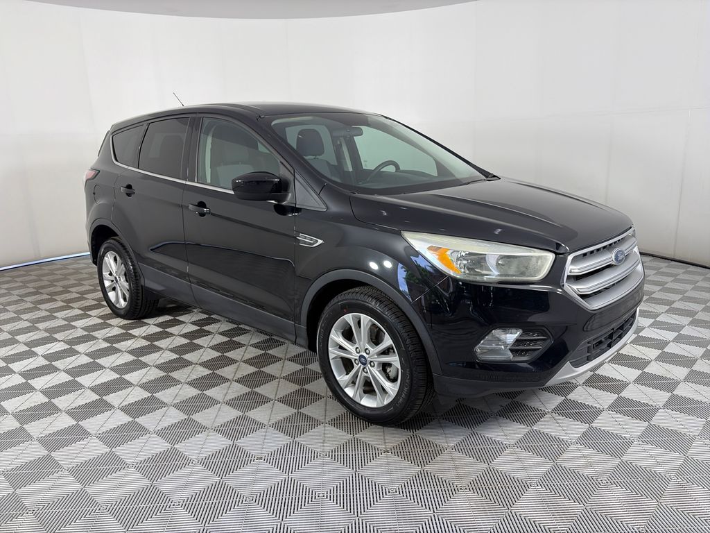2017 Ford Escape SE's photo