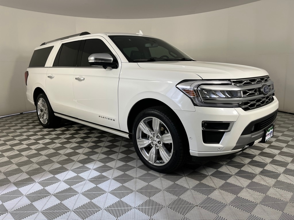 2024 Ford Expedition Platinum's photo