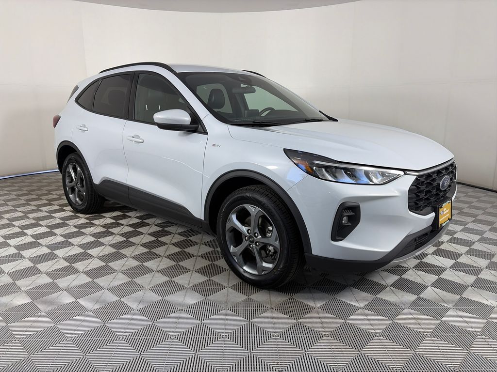 2025 Ford Escape ST-Line Select AWD 2.0L's photo