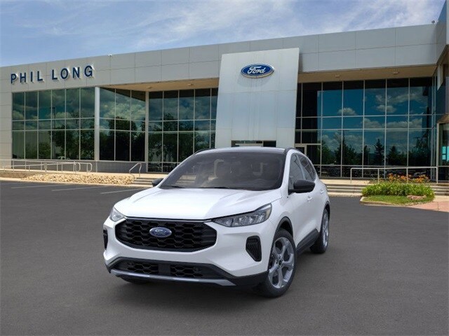 2025 Ford Escape ST-Line photo 2