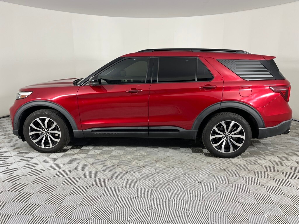 2020 Ford Explorer ST photo 4