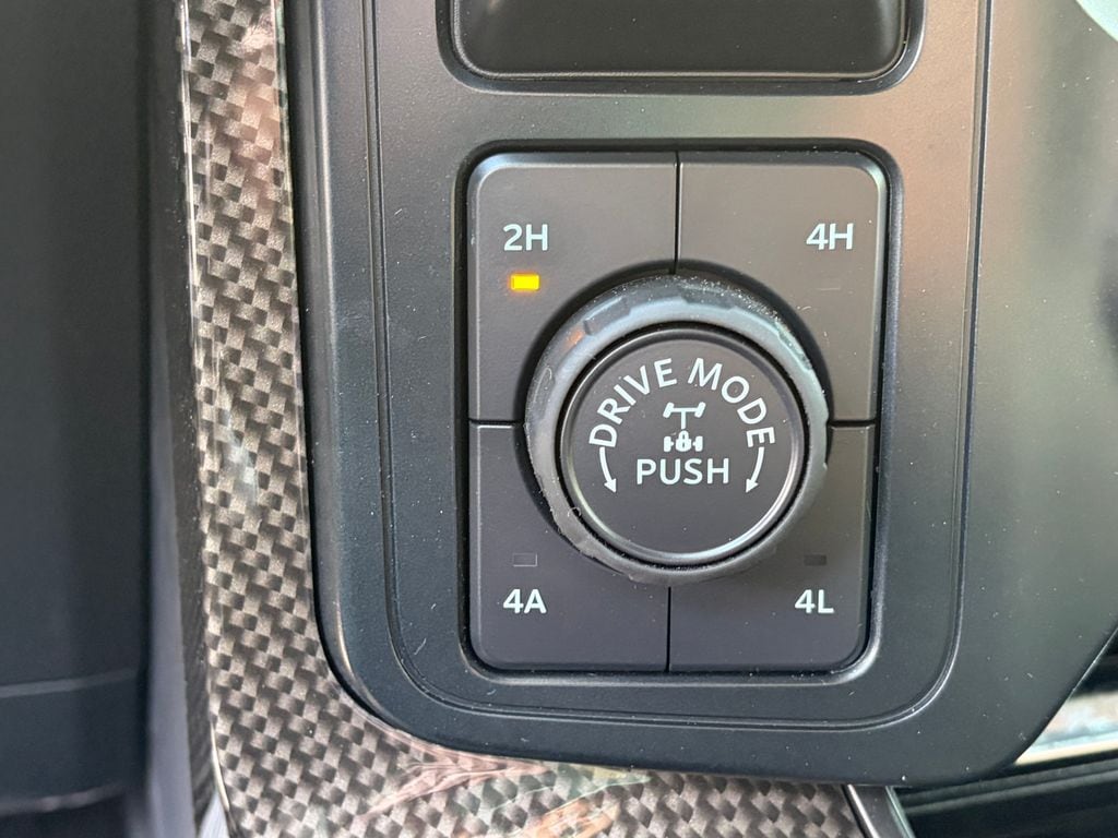 2025 Ford F-150 Lariat - Photo 19