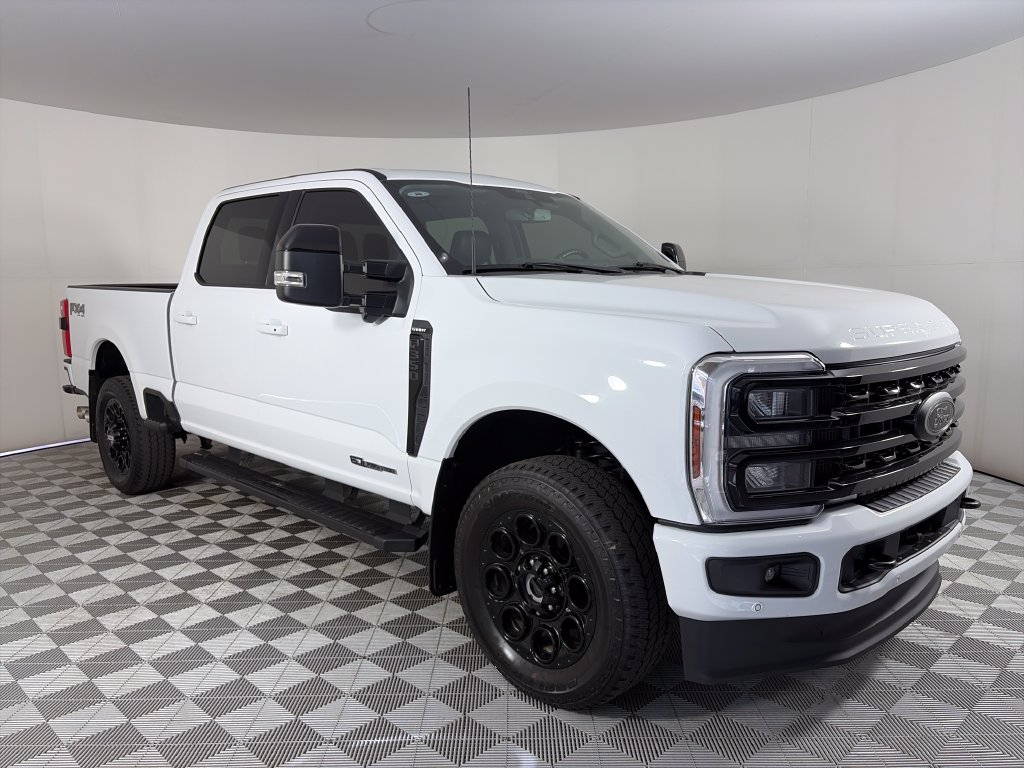 2024 Ford F-350SD Lariat Truck