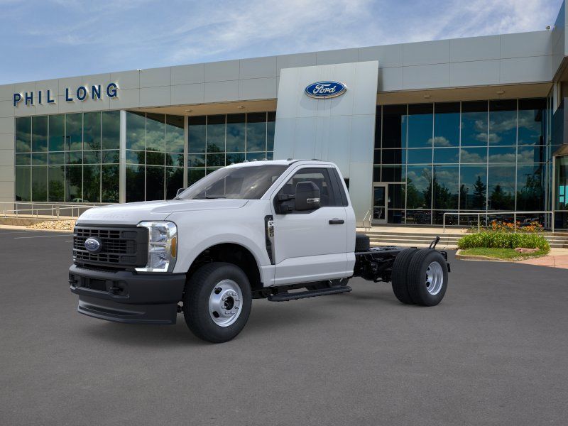 2026 Ford F-350 XL 4x4 Regular Cab 145-In DRW's photo