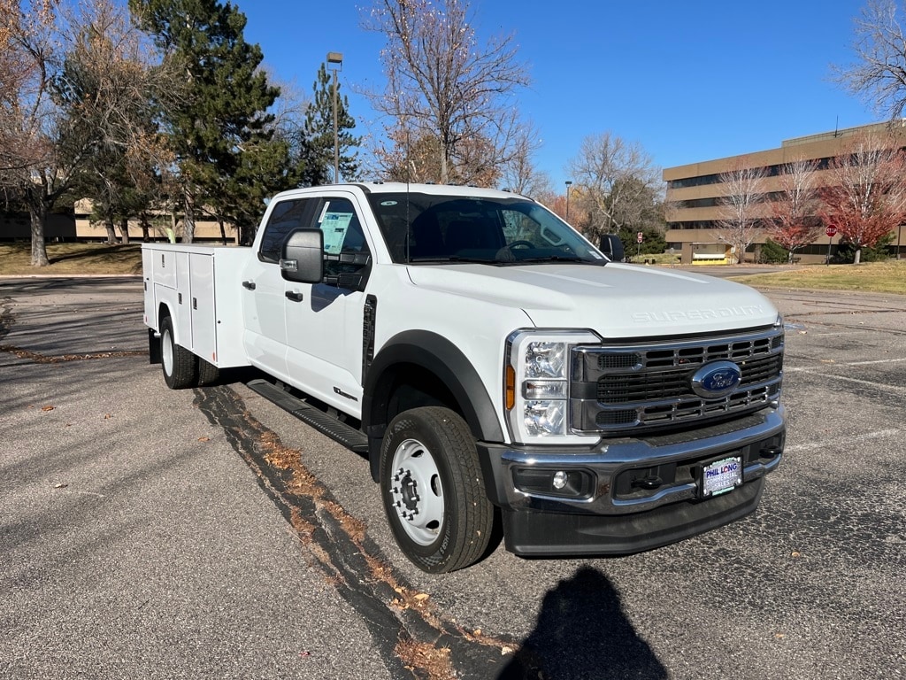 2025 Ford F-450 Super Duty Chassis Cab XL's photo