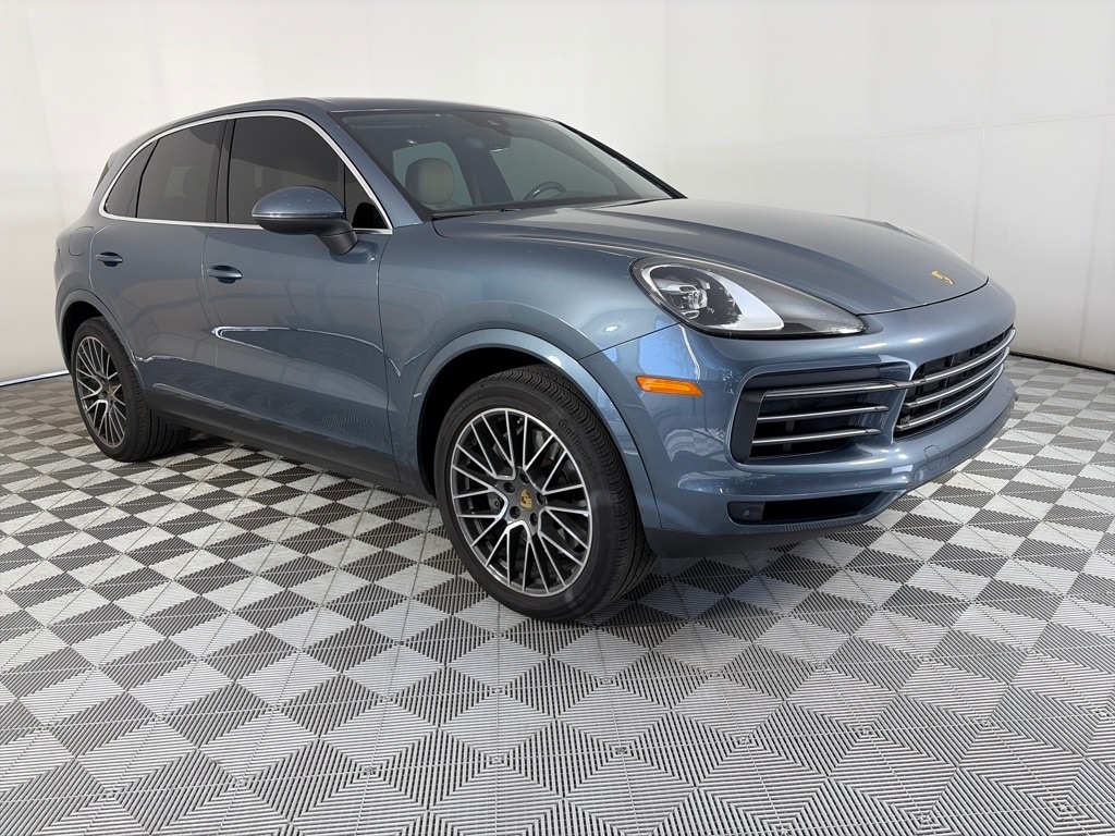 2020 Porsche Cayenne S's photo