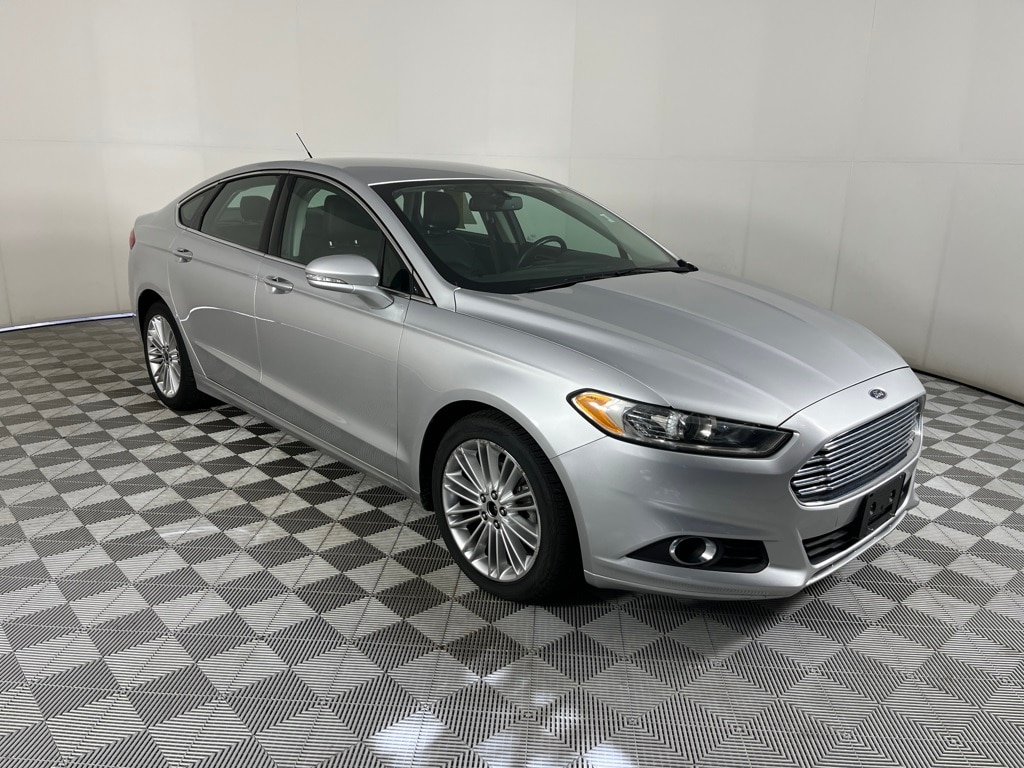 Certified 2016 Ford Fusion SE Sedan