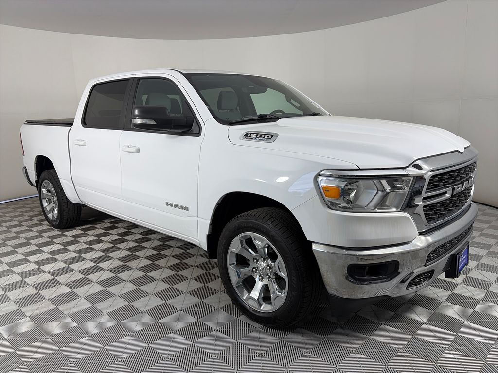 2022 RAM 1500 Big Horn/Lone Star 4x4 Crew Cab 5'7's photo