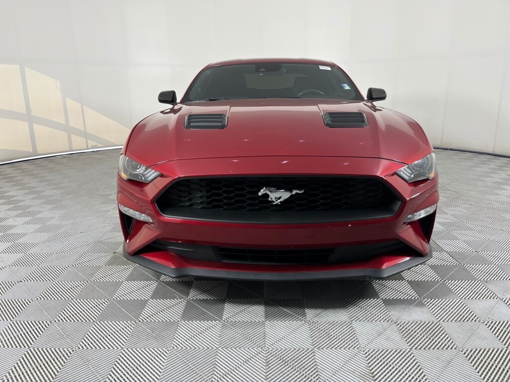 2021 Ford Mustang EcoBoost photo 2