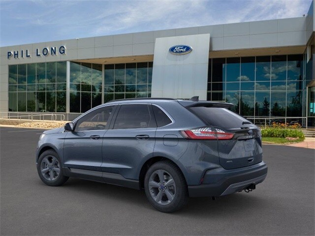 2023 Ford Edge SEL photo 4