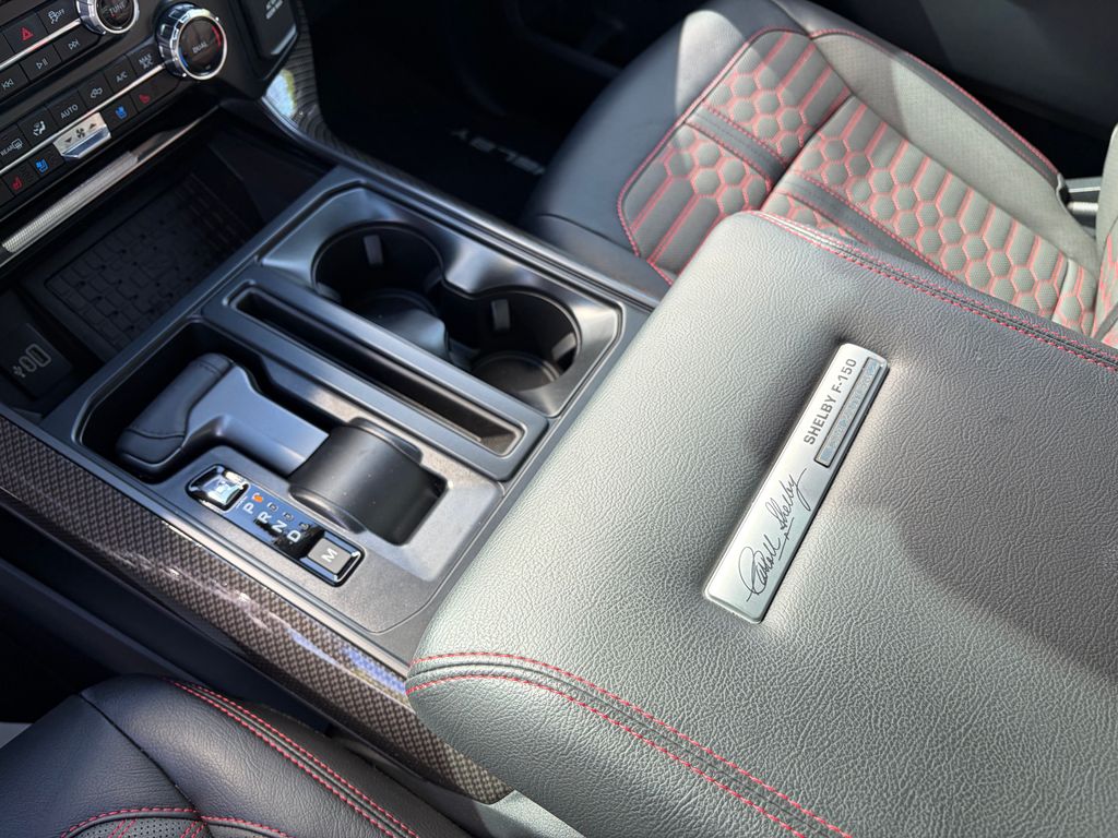 2025 Ford F-150 Lariat - Photo 17