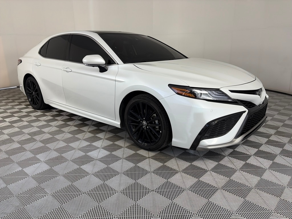 2024 Toyota Camry XSE's photo