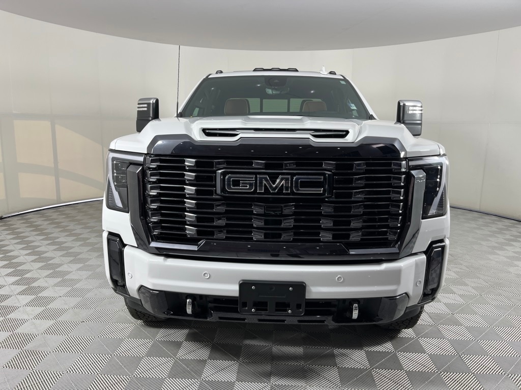 2024 Gmc Sierra 3500 HD Denali Ultimate photo 2