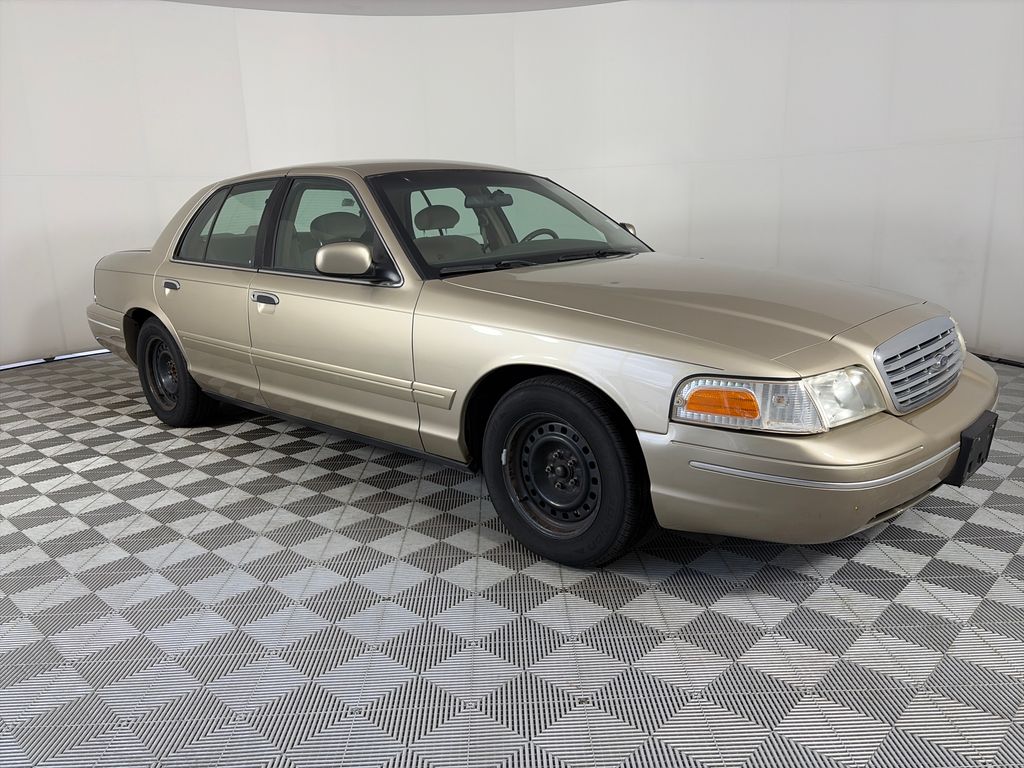 1999 Ford Crown Victoria -'s photo
