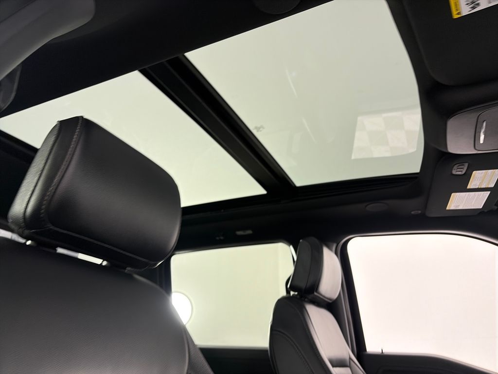 2025 Ford F-150 Lariat - Photo 34